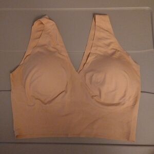 2/$12 Calvin Klein Invisibles Comfort Seamless Lightly Lined V Neck Bralette Bra